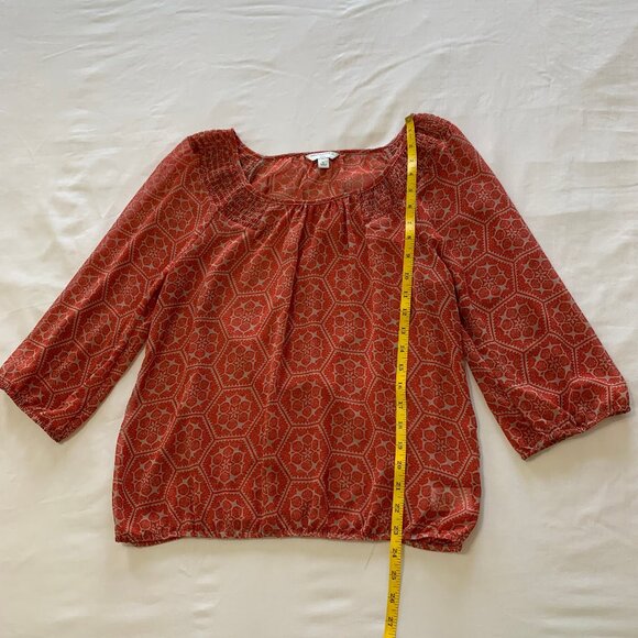 Banana Republic Women Blouse. Semi Sheer. Red. Size PL. Round Neck. Long Sleeves - Picture 4 of 10